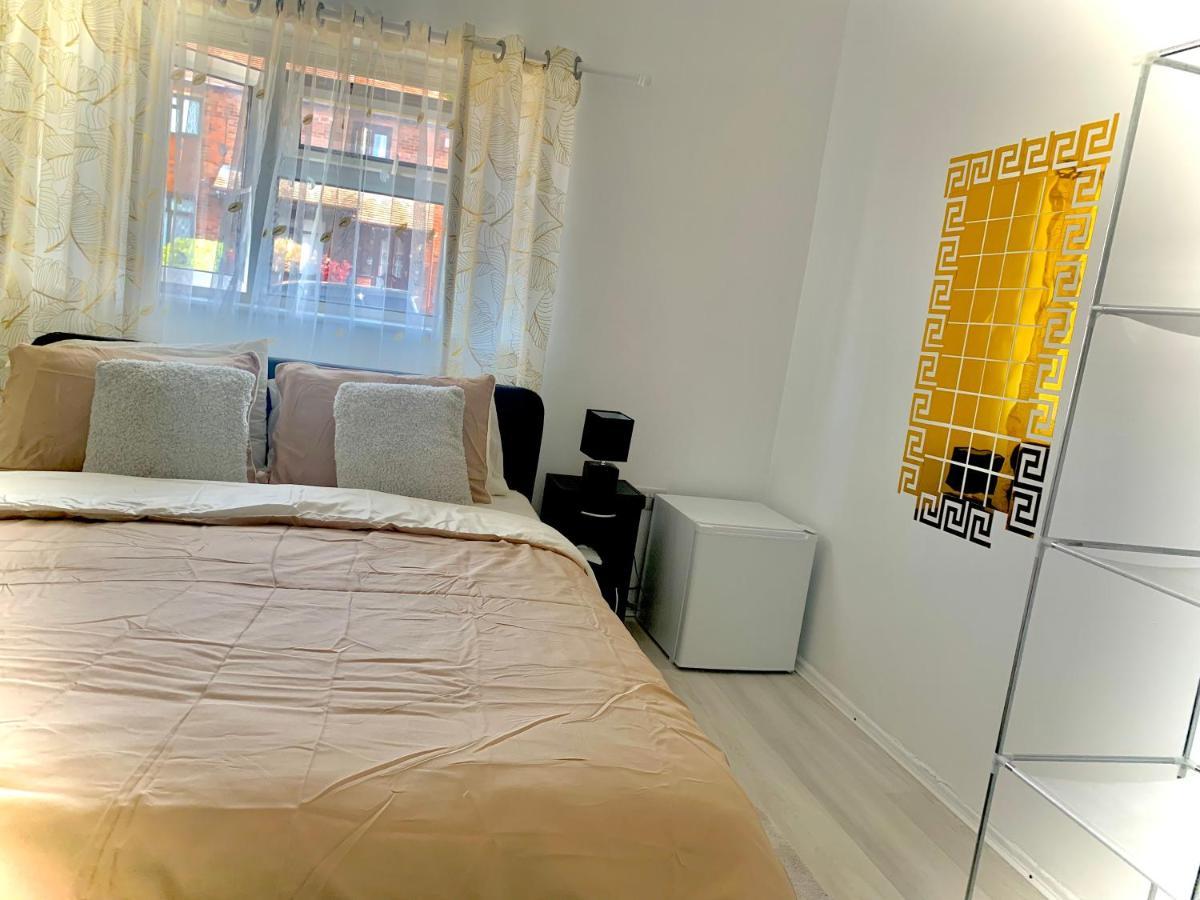 Double Room Bentilee Bucknall  Exterior foto